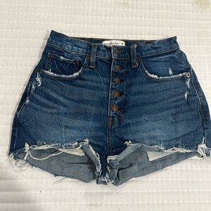 Abercrombie & Fitch High Rise Mom Short Curve Love, sz 26/2